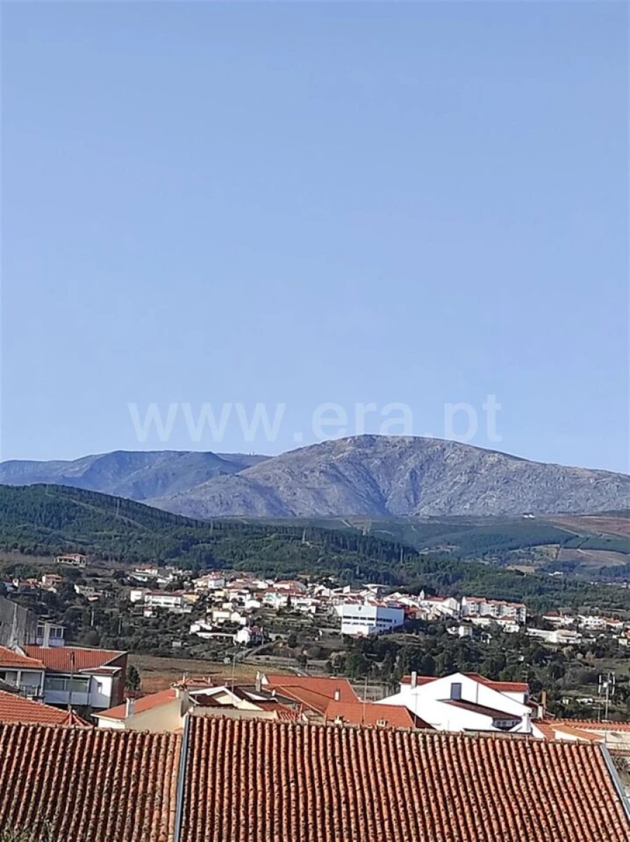 Terreno para Venda em Alcaria Foto 4