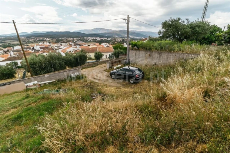 Terreno para Venda em Alcaria Foto 10