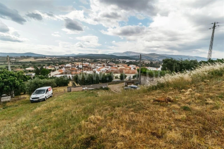 Terreno para Venda em Alcaria Foto 8