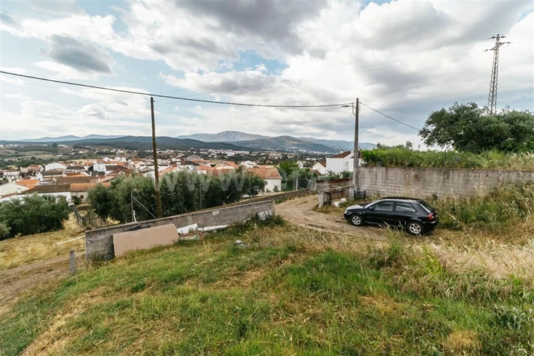 Terreno para Venda em Alcaria Foto 7