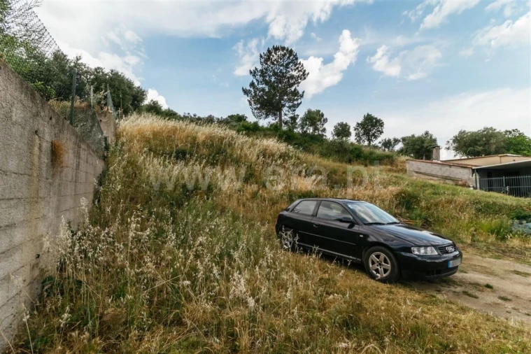 Terreno para Venda em Alcaria Foto 13