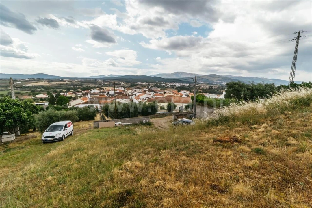 Terreno para Venda em Alcaria Foto 8
