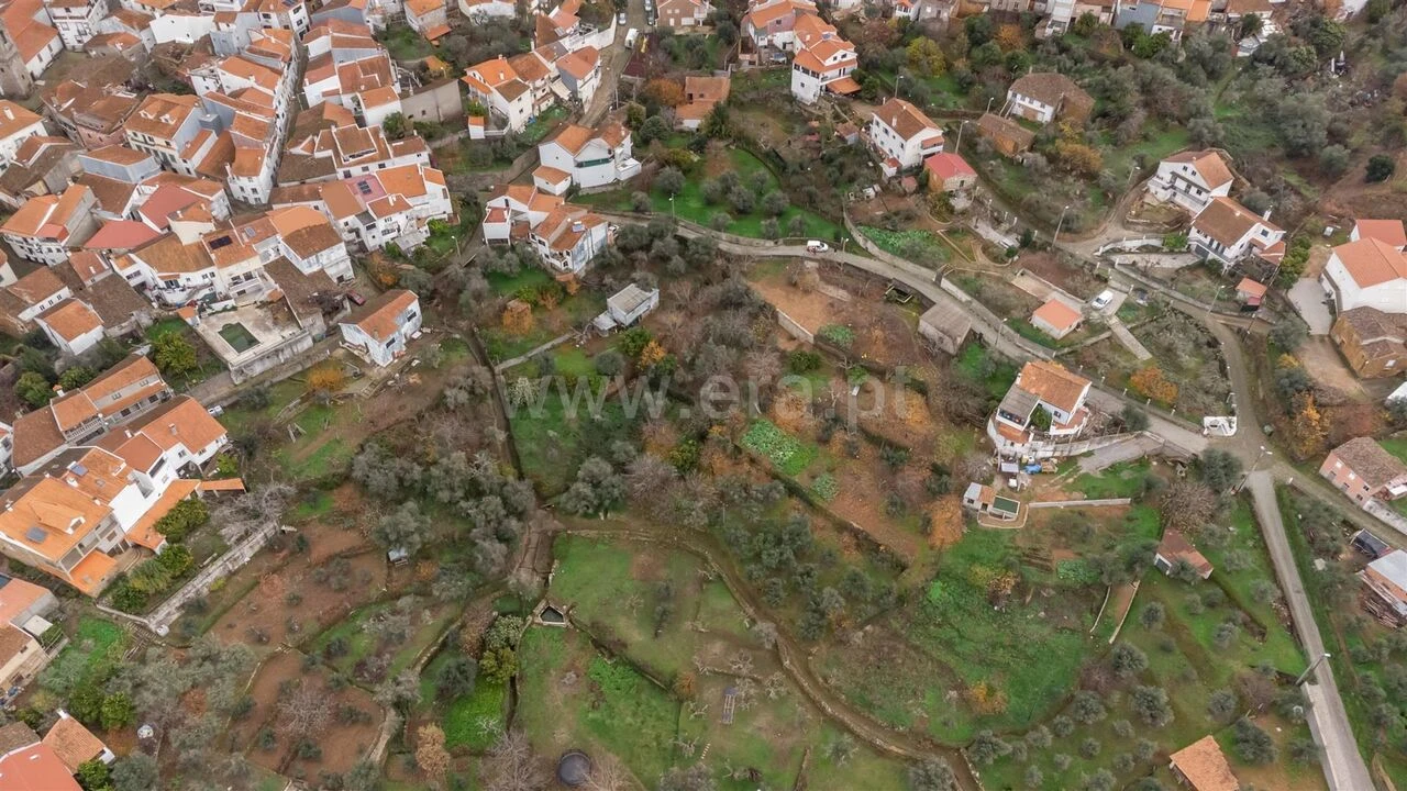 Terreno para Venda em Souto da Casa Foto 2
