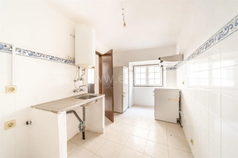 Moradia T3 para Venda em Souto da Casa Foto 4