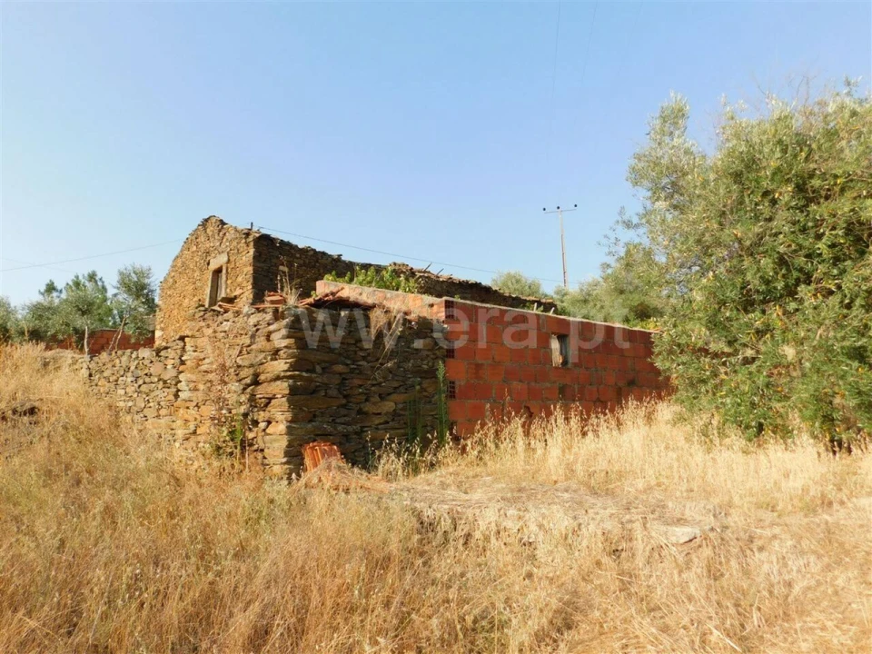 Terreno para Venda em Enxames Foto 5