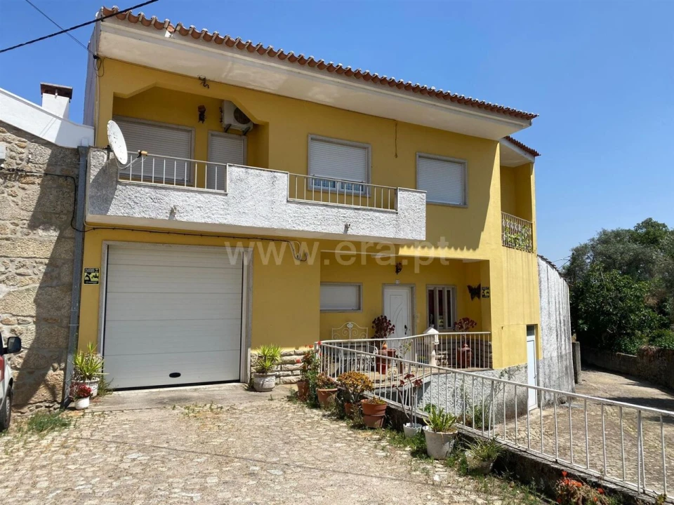 Moradia T3 para Venda em Soalheira Foto 2