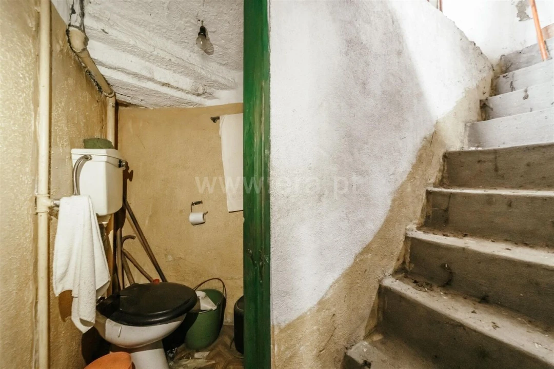 Moradia T0 para Venda em Alcaria Foto 5