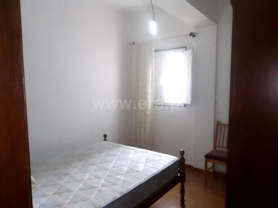 Moradia T6 para Venda em Alpedrinha Foto 4