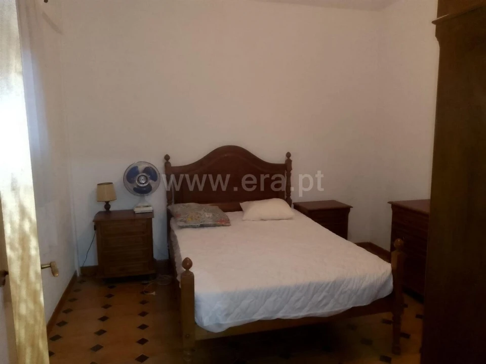 Moradia T6 para Venda em Alpedrinha Foto 5