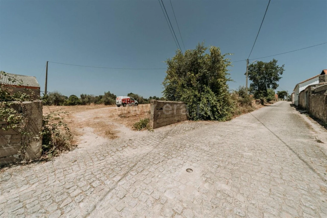 Terreno para Venda em Orca Foto 11