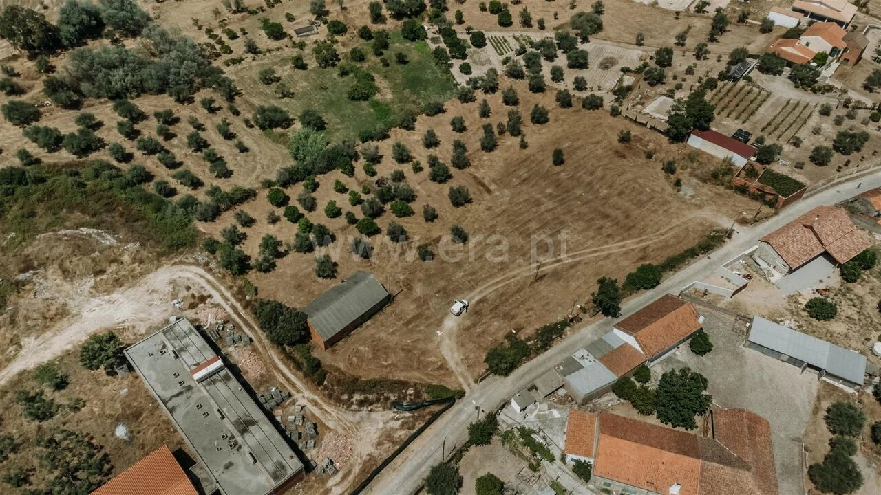 Terreno para Venda em Orca Foto 1
