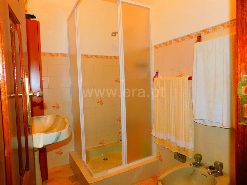 Moradia T4 para Venda em Dornelas do Zezere Foto 10