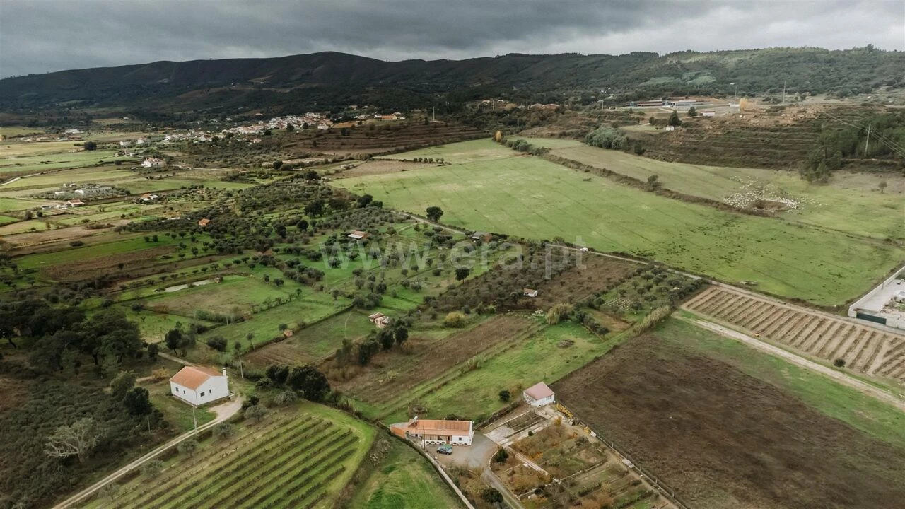 Terreno para Venda em Telhado Foto 6