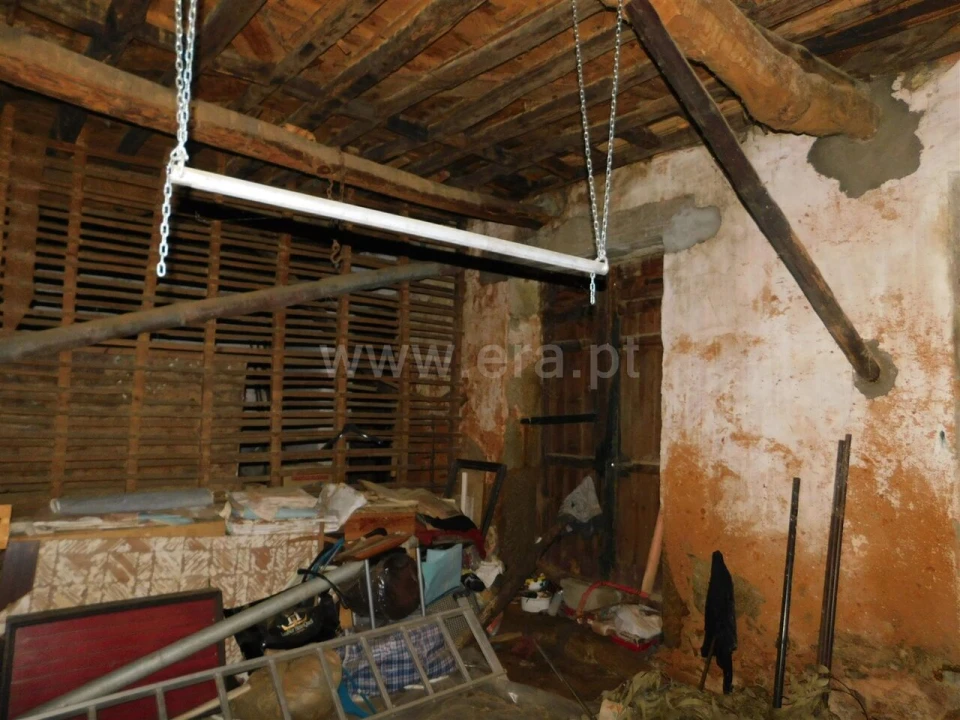 Moradia T4 para Venda em Alcaria Foto 18