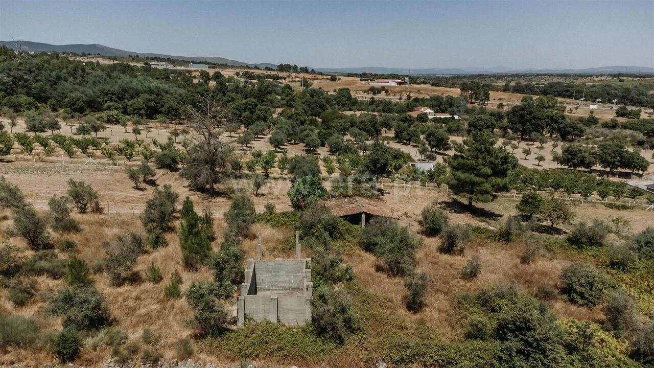 Quinta T1 para Venda em Soalheira Foto 1