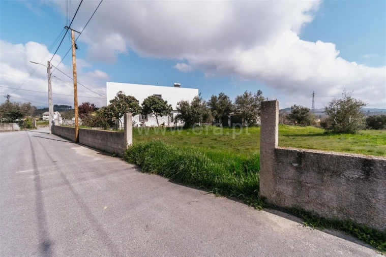 Terreno para Venda em Alcaria Foto 4