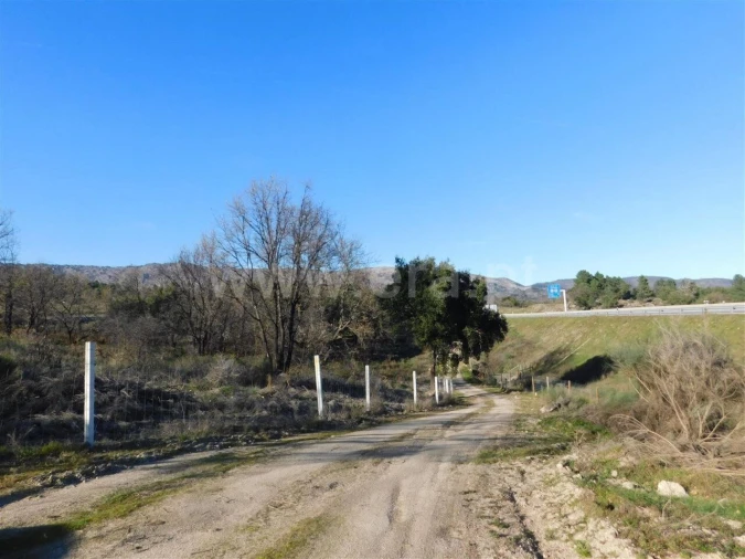 Terreno para Venda em Castelo Novo Foto 15