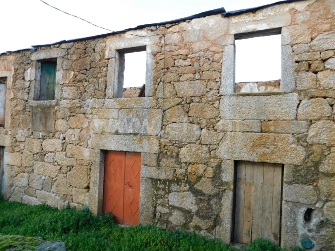 Moradia T0 para Venda em Alpedrinha Foto 2