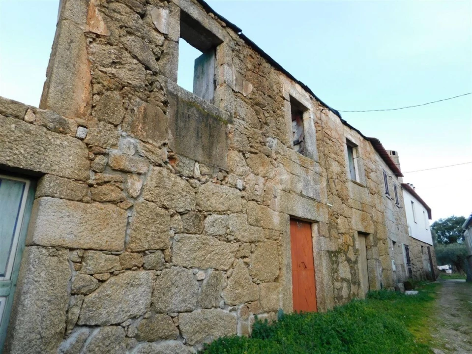 Moradia T0 para Venda em Alpedrinha Foto 4