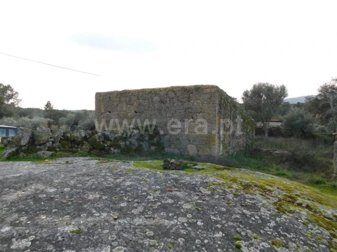 Moradia T0 para Venda em Alpedrinha Foto 8