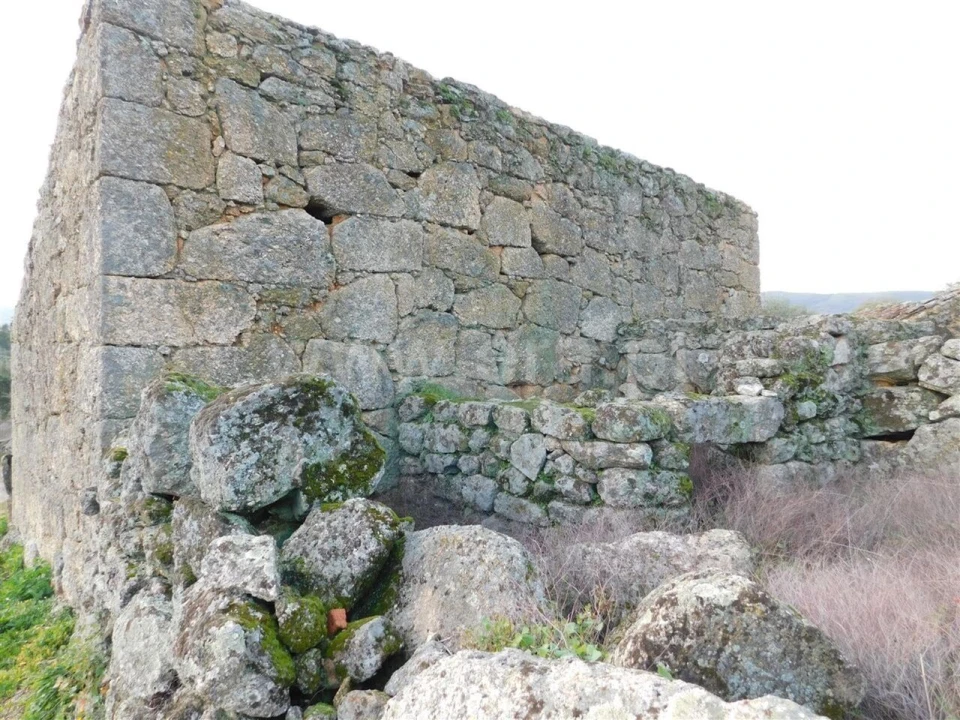 Moradia T0 para Venda em Alpedrinha Foto 6