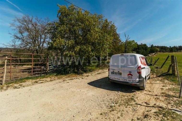 Terreno para Venda em Pero Viseu Foto 14