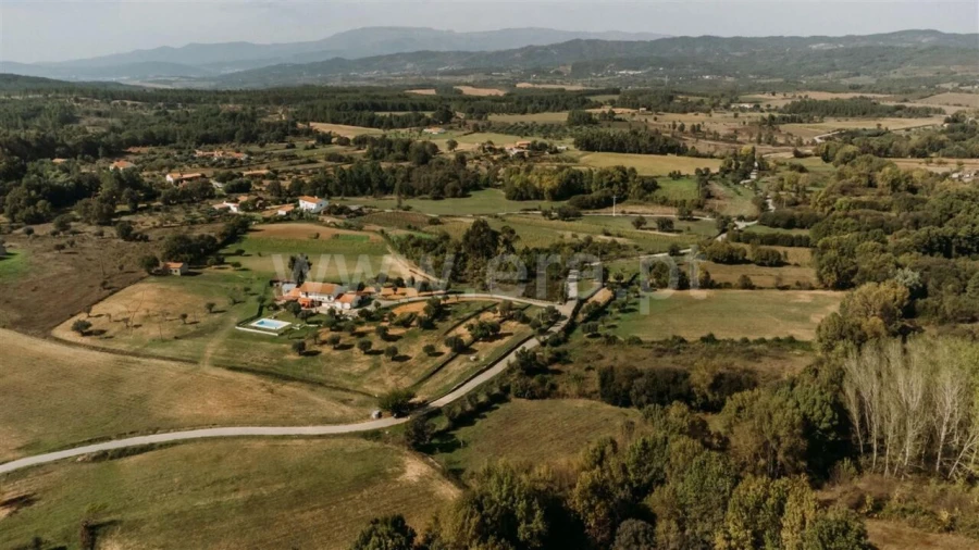 Terreno para Venda em Enxames Foto 4