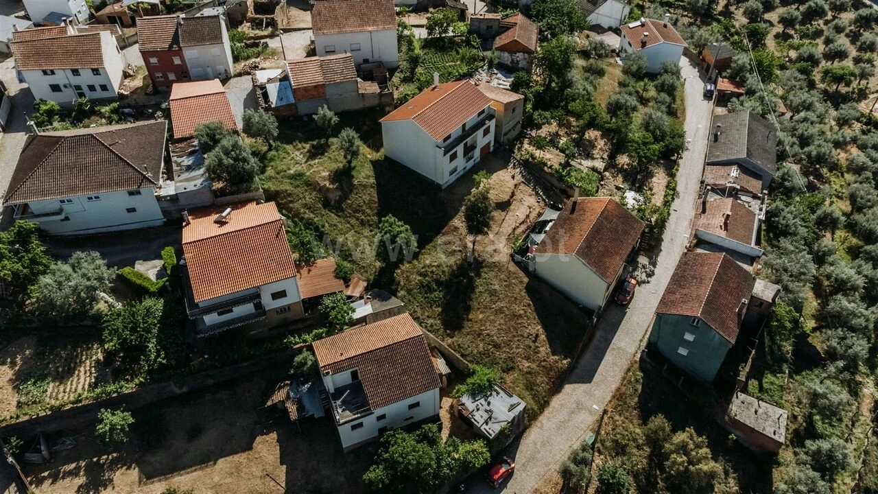 Terreno para Venda em Silvares Foto 3