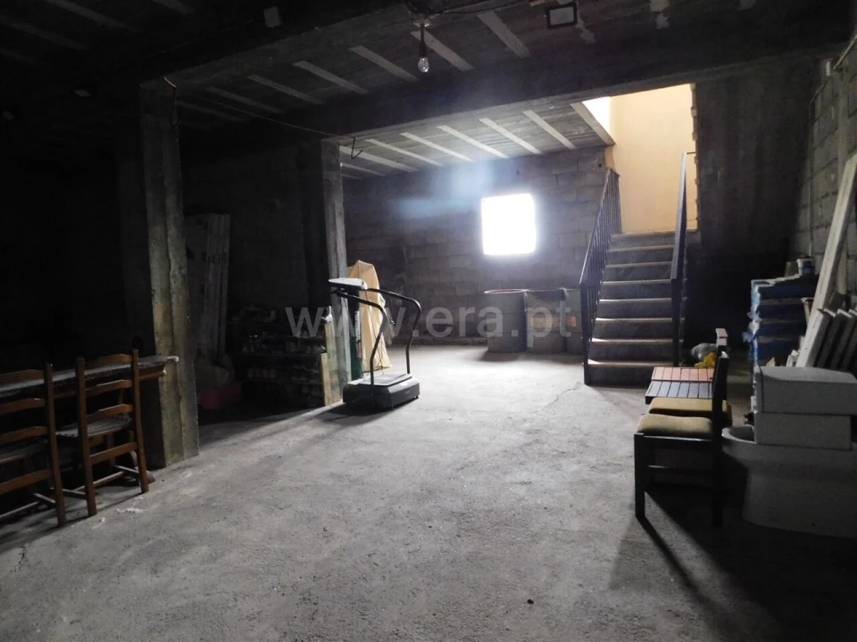 Moradia T5 para Venda em Cotimos Foto 16