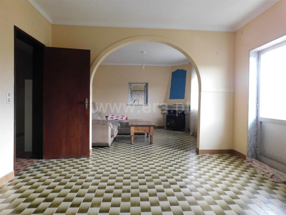 Moradia T5 para Venda em Cotimos Foto 6