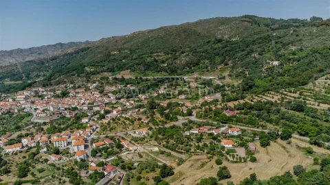 Terreno para Venda em Alpedrinha