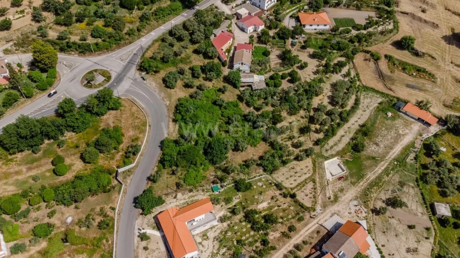Terreno para Venda em Alpedrinha