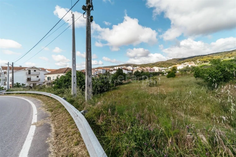 Terreno para Venda em Telhado Foto 6