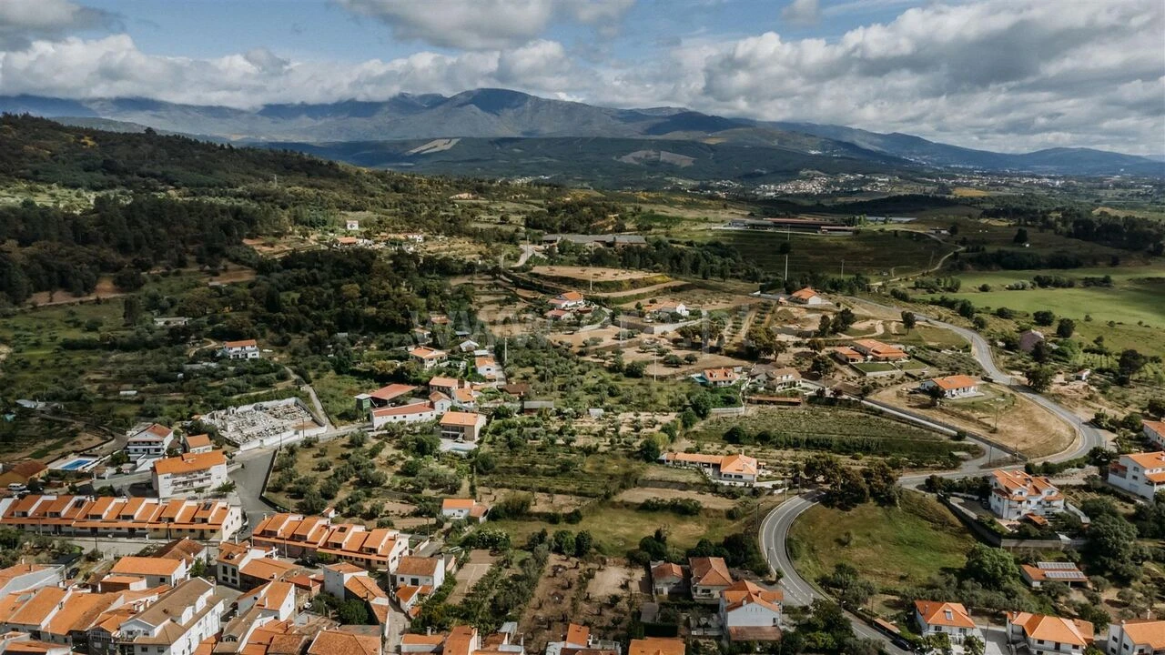 Terreno para Venda em Telhado Foto 12