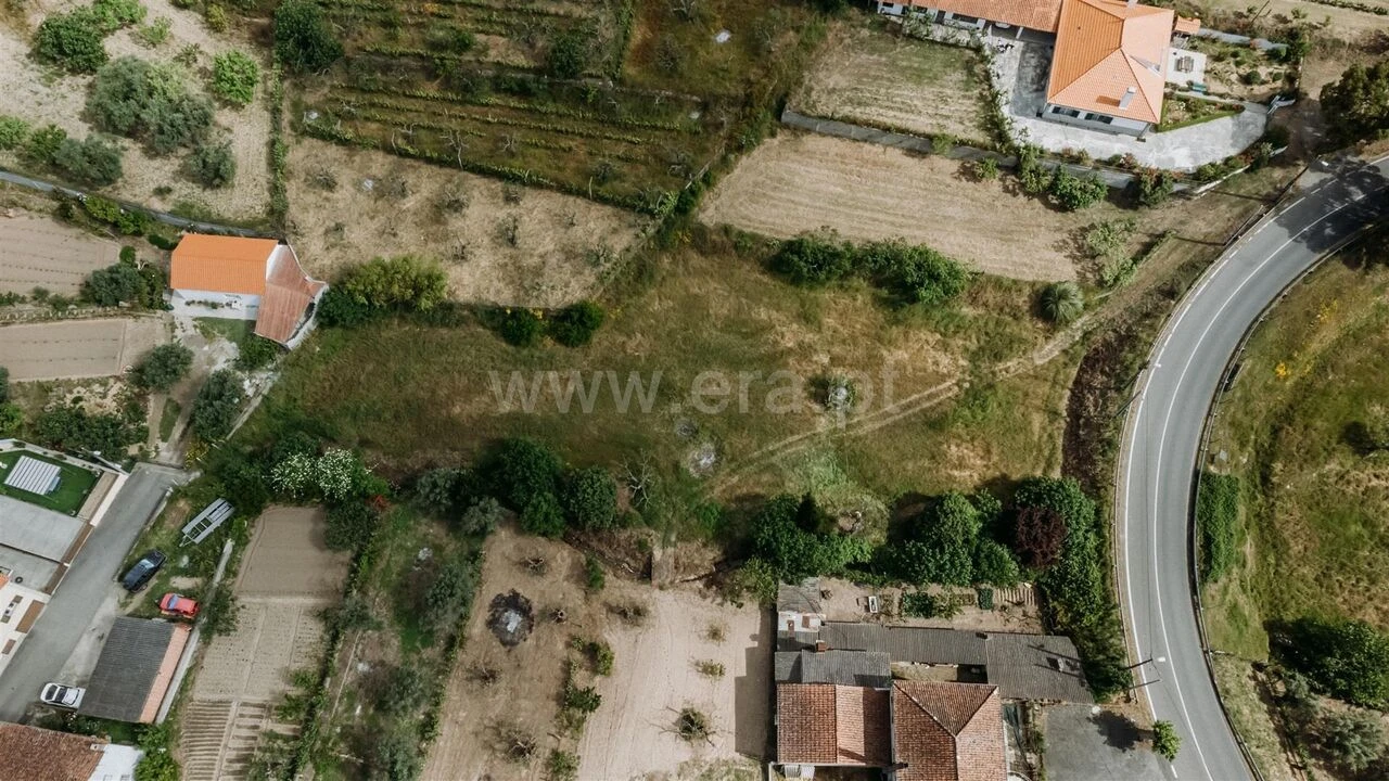 Terreno para Venda em Telhado Foto 1