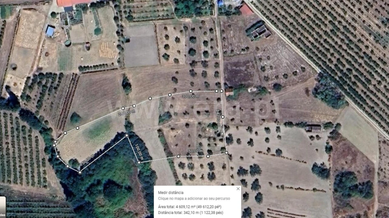 Terreno para Venda em Alpedrinha Foto 8