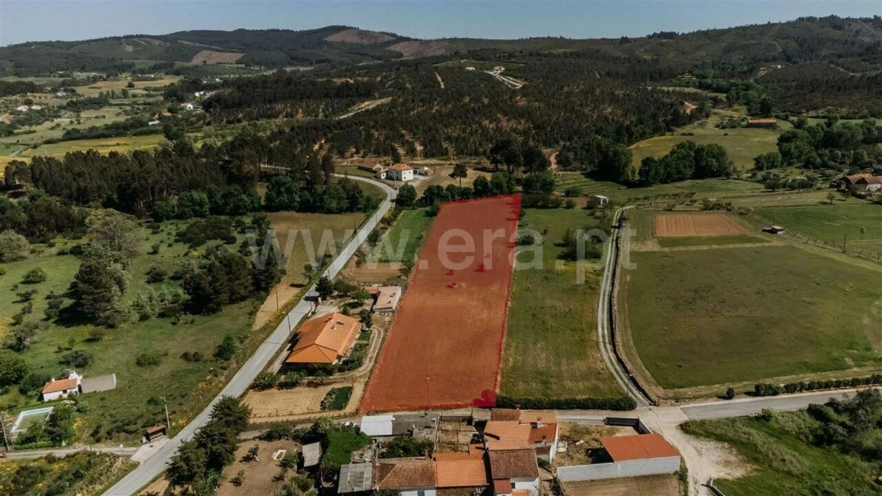 Terreno para Venda em Enxames Foto 1