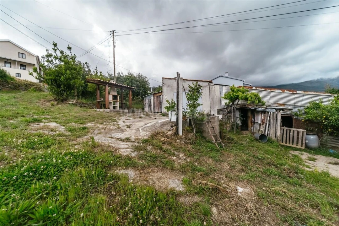 Terreno para Venda em Unhais da Serra Foto 6