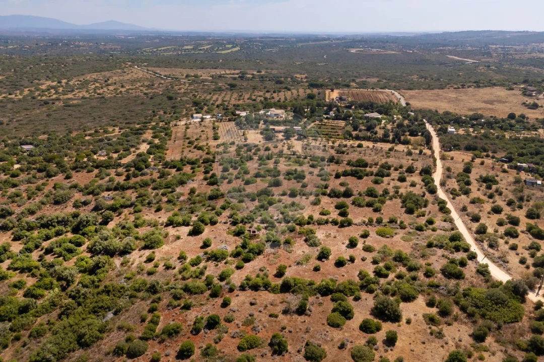 Terreno para Venda em Bensafrim e Barão de São João Foto 3