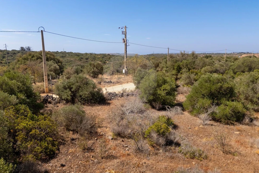 Terreno para Venda em Bensafrim e Barão de São João Foto 11