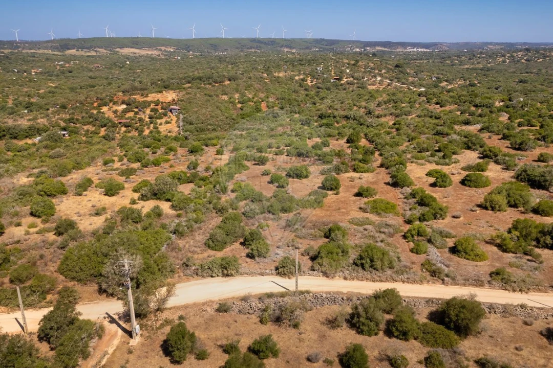 Terreno para Venda em Bensafrim e Barão de São João Foto 10