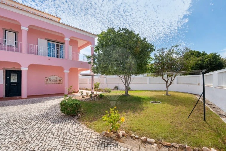 Moradia T7 para Venda em Lagos (São Sebastião e Santa Maria) Foto 45