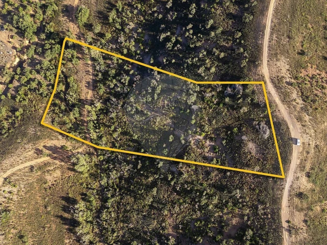 Terreno para Venda em Budens Foto 1