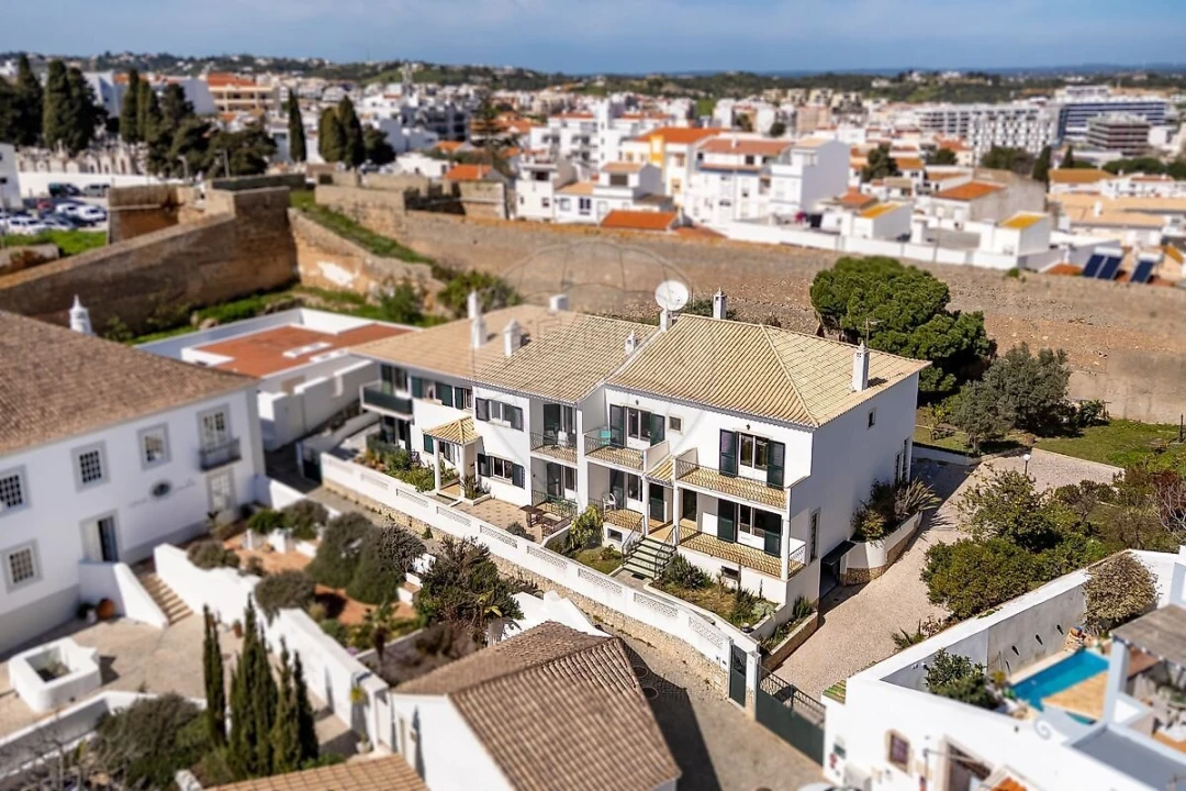 Moradia T5 para Venda em Lagos (São Sebastião e Santa Maria) Foto 49
