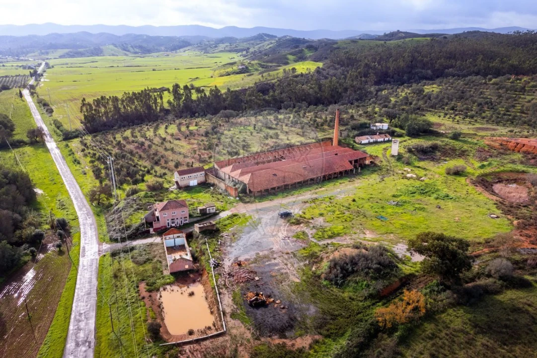 Quinta T0 para Venda em Saboia Foto 7