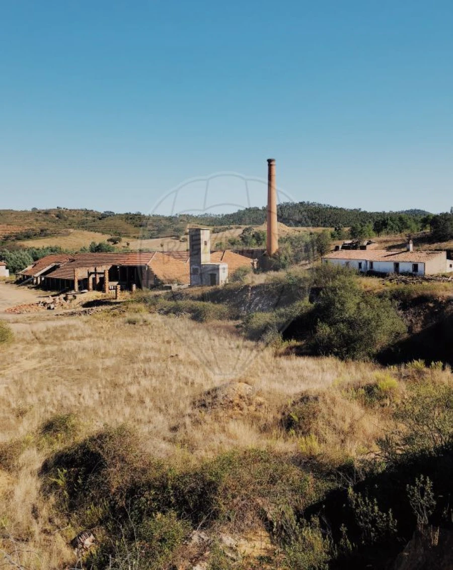 Quinta T0 para Venda em Saboia Foto 15