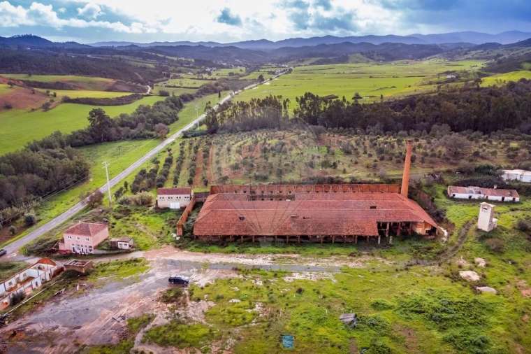 Quinta T0 para Venda em Saboia Foto 8