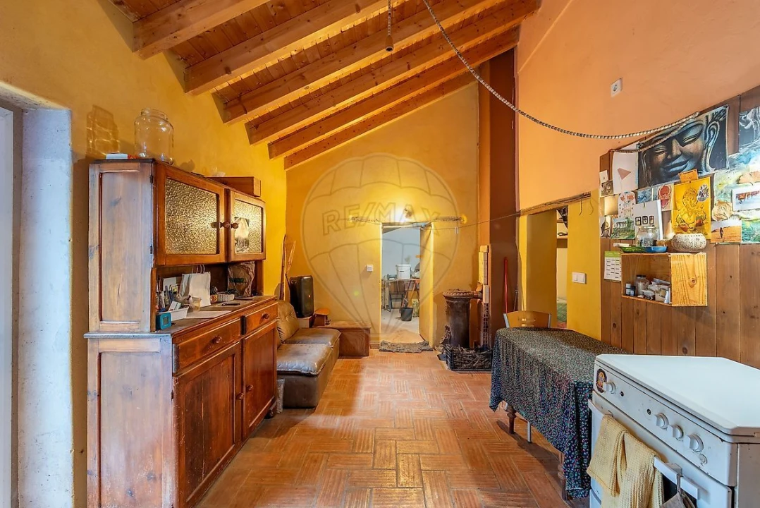 Moradia T4 para Venda em Monchique Foto 9