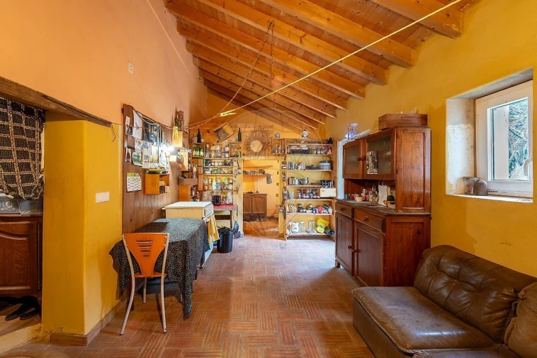 Moradia T4 para Venda em Monchique Foto 5