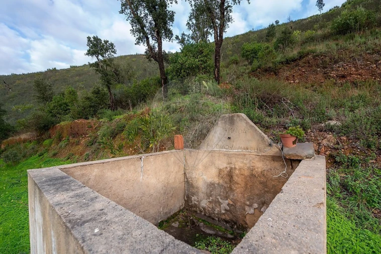 Moradia T4 para Venda em Monchique Foto 30